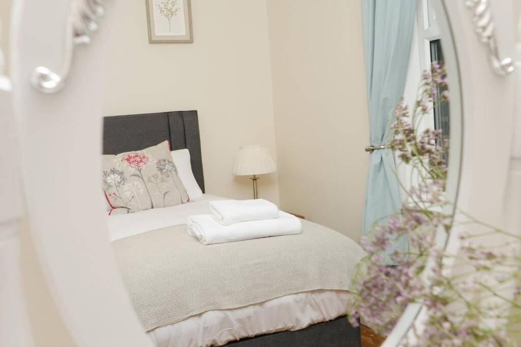 The River Walk House York Villa Esterno foto