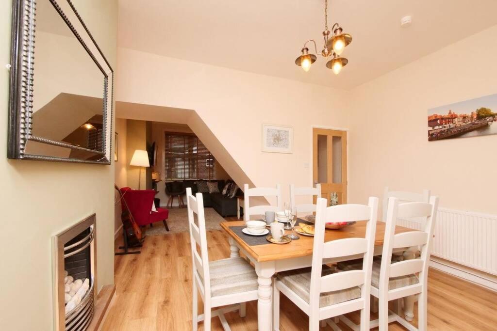 The River Walk House York Villa Esterno foto